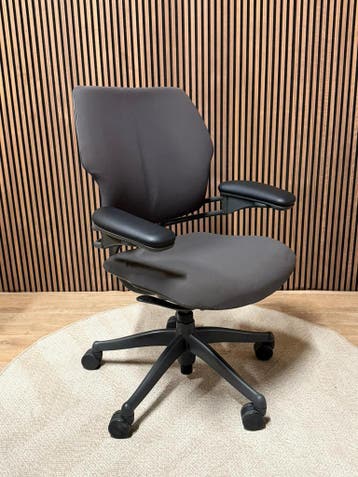 250x Refurbished Humanscale Freedom Met Nieuwe Stof en Foam!, Verzenden, Zo goed als nieuw, Grijs, Bureaustoel