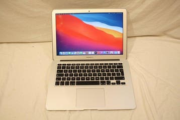 Rare find: Apple MacBook Air 13 inch - Intel Core i5 1.4Ghz, Nieuw
