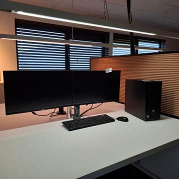 Computer met 2x monitor HP, Prodesk 400 G3 MT Business PC, Nieuw