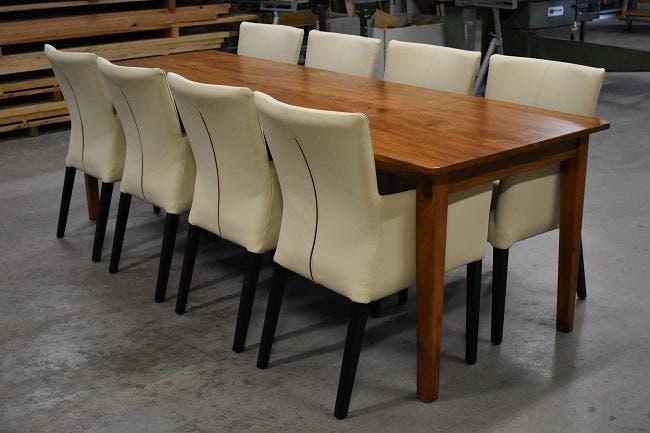 Leren eetkamerstoelen met arm, parketwielen of houten poten, Huis en Inrichting, Stoelen, Vijf, Zes of meer stoelen, Nieuw, Hout