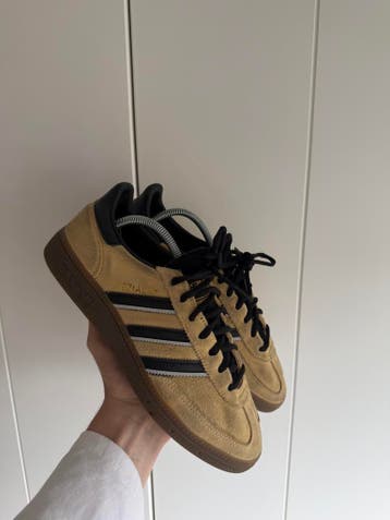 Adidas Handball Spezial – Zand/Zwart – Maat 38, Geel, Sneakers of Gympen, Gedragen, Verzenden