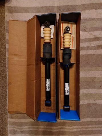Set schokbrekers achteras Ford Fiesta mk3 (GFJ), Auto-onderdelen, Ophalen of Verzenden, Nieuw, Ford
