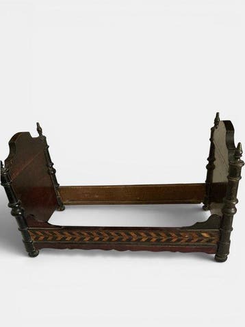 Bed - Hout - Antiek poppenbed