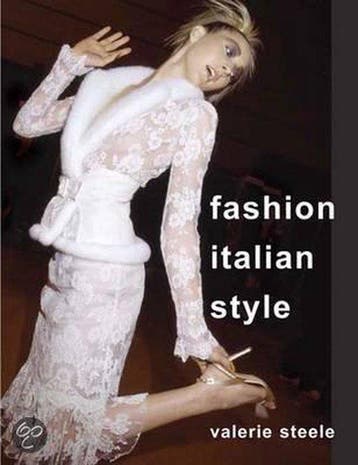 Fashion, Italian Style - Valerie Steele 9780300100143, Verzenden, Zo goed als nieuw, Valerie Steele