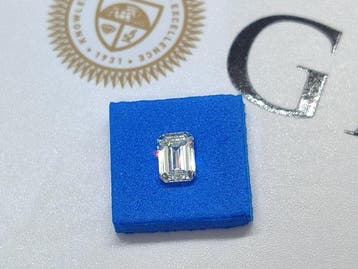 Zonder minimumprijs - 1 pcs Diamant (Natuurlijk) - 0.62 ct -, Nieuw