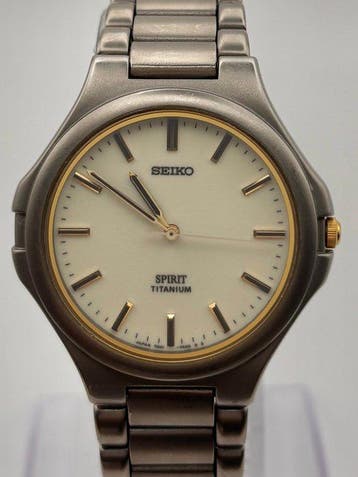 Seiko - Spirit - Zonder minimumprijs - SEIKO SPIRIT TITANIUM