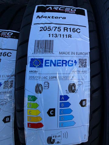 205/75r16C 113/111 Made in Europe Dot26.Nieuwe A merk banden, Ophalen, 16 inch, Nieuw, 205 mm