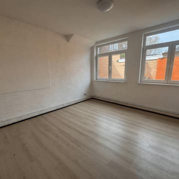 Studio in Heerlen gevonden voor €420,- pm, Minder dan 20 m², Heerlen