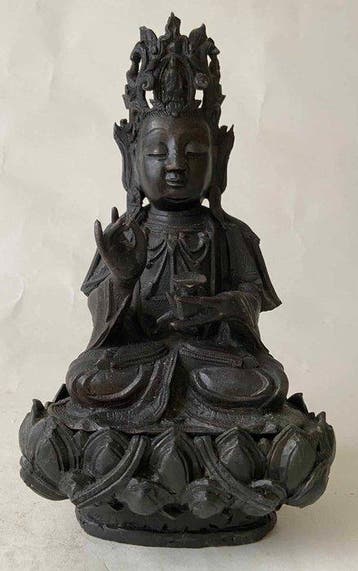 Boeddha op een lotus - Brons - China - Ming Dynastie