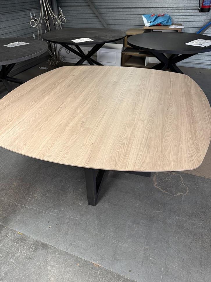 Wellington eettafel, verjongde rand, kleur misty oak, Huis en Inrichting, Tafels | Eettafels, Nieuw, Metaal, Overige materialen