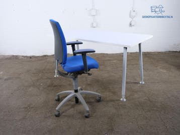 Tweedehands bureau 160x80 wit blad zilvergrijs frame, Huis en Inrichting, Bureaus, Overige typen, Gebruikt, Verzenden, Overige merken