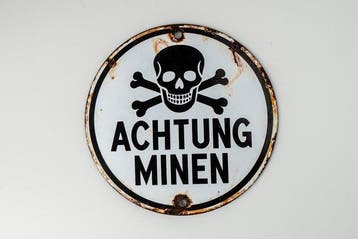 Vintage ACHTUNG MINEN waarschuwingsbord – Duitse