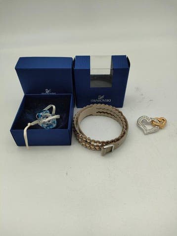 Swarovski - Beeldje - Snowman Ornament with Box, Heart