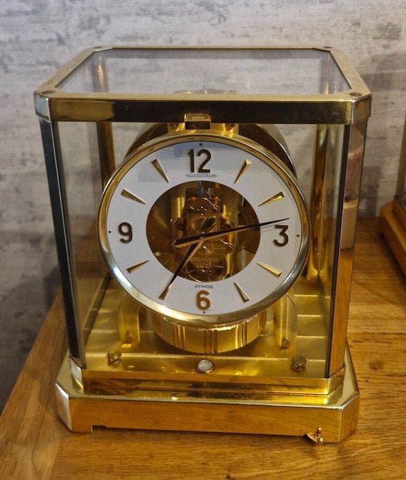 Atmos klok, Caliber 528-8 - Jaeger-LeCoultre - Messing, Glas, Antiek en Kunst, Antiek | Klokken