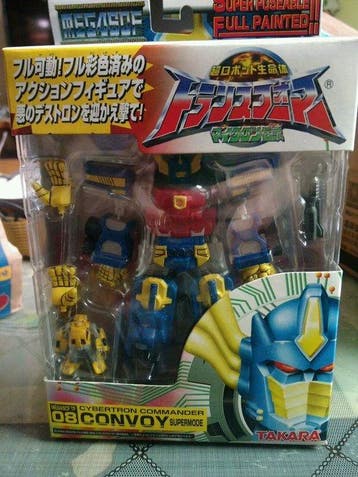 Takara - Speelgoed robot Cybertron Commander 08 Convoy