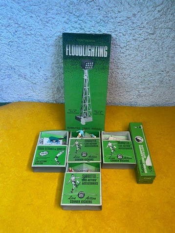 Subbuteo - Speelgoed Diving Goalkeepers C153; Floodlighting