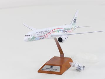 Schaal 1:200 Inflight 200 - VL2019001 Aeromexico Boeing 7..., Ophalen of Verzenden, Zo goed als nieuw