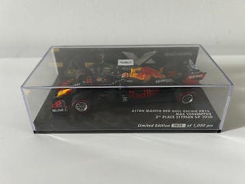 Minichamps 1:43 - Modelauto - Aston Martin Red Bull Racing, Hobby en Vrije tijd, Modelauto's | 1:5 tot 1:12, Nieuw