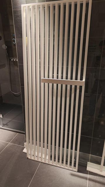 Radiator 67x180 Wit Vasco arche m. handdoekhouder 0002 - 699, Ophalen, Radiator, Nieuw, 60 tot 150 cm