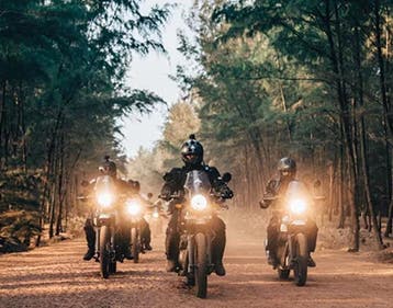 Royal Enfield Motoren – Proefrijden bij Rikkers Heelweg, Motoren