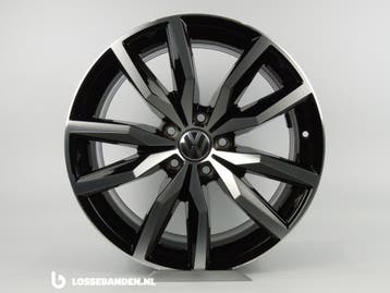 Originele Volkswagen Golf 5/6 GTi  Scirocco 3 / Passat CC 1K, Ophalen of Verzenden, Gebruikt, Overige maten, Velg(en)