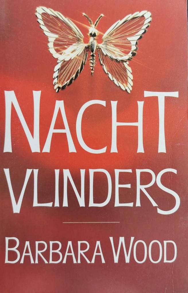 Nachtvlinders 9789051124705 B. Wood, Boeken, Streekboeken en Streekromans, Gelezen, Verzenden