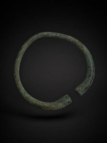 IJzertijd oude armband (bangle) (Zonder minimumprijs), Antiek en Kunst