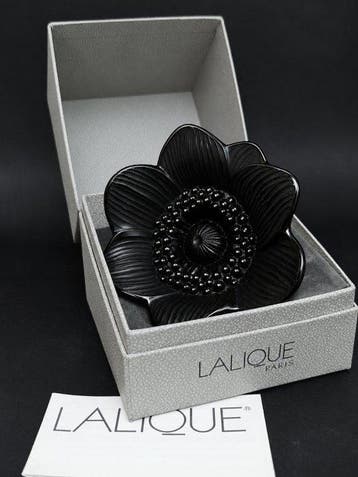 Lalique - Presse-papier - Anémone noire RARE full set -, Antiek en Kunst, Antiek | Glas en Kristal