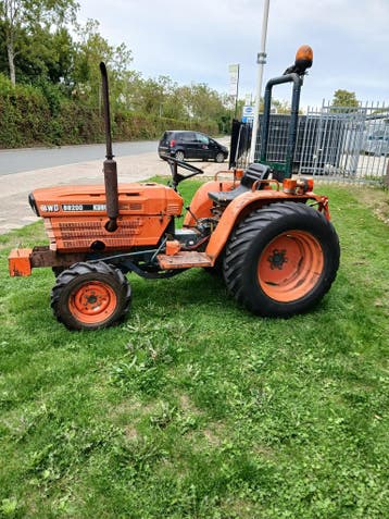 gebruikte kubota b8200 2 wd aangedreven, Tuin en Terras, Gebruikt, Kubota