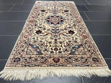 Isphahan - Vloerkleed - 146 cm - 73 cm, Nieuw