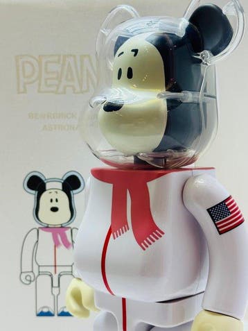 Medicom Toy - BE@RBRICK 400% Peanuts Astronaut Snoopy