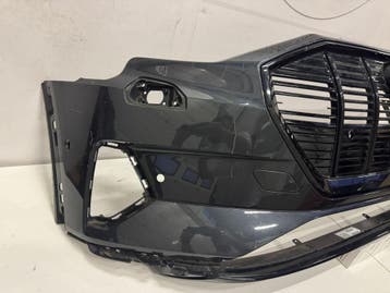 AUDI E-TRON VOORBUMPER BUMPER 4KE807437, Ophalen, Gebruikt, Voor, Audi