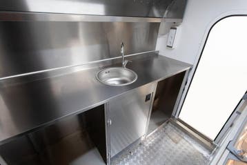 IJswagen / IJs Verkoopwagen - Mobiele IJskar Foodtruck