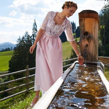 2dekans | dressforfun - Maxi-Dirndl Neuschwanstein model 2, Ophalen of Verzenden, Zo goed als nieuw