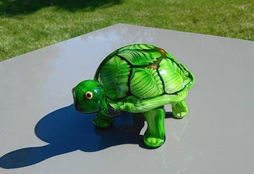 sculptuur, Handgeblazen schildpad - 11 cm - Glas