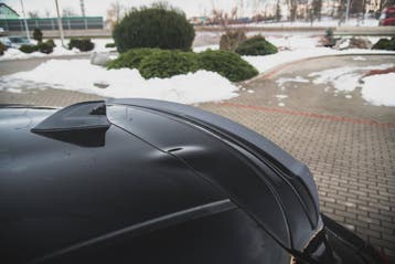 Achterspoiler Toyota Yaris Mk4, Verzenden