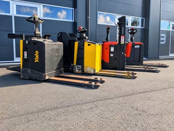 Keuze uit elektrische palletwagens en stapelaars Yale en BT, Ophalen, Gebruikt
