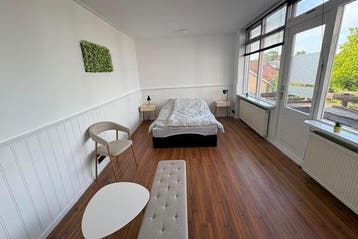 Appartement Spoorstraat in Leeuwarden, Huizen en Kamers, Huizen te huur, Leeuwarden, Via bemiddelaar, Friesland, Appartement