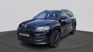 Zakelijke Lease |  Škoda Karoq 1.5 TSI ACT Sportline Busines, Automaat, Stof, Gebruikt, Overige brandstoffen