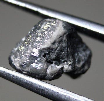 Geen Reserve Ct. 2.90 Diamante Naturale - Ruw - Hoogte: 10