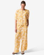 HEMA Damesbroek Taylor wide fit seersucker bloemen perzik, Kleding | Dames, Verzenden, Nieuw