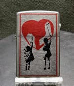 Zippo - Banksy 10 - Zonder minimumprijs - Zakaansteker -, Nieuw