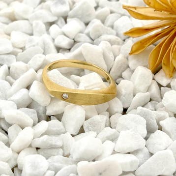 Gouden heren pinkring met diamant; 0,02 ct., 18 tot 19, Gebruikt, Heer, Ophalen of Verzenden