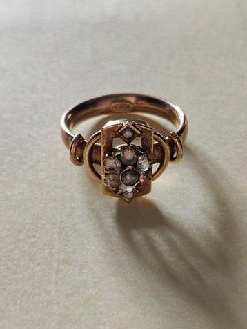 Zonder minimumprijs - Ring - 9 kt. Geel goud, Nieuw