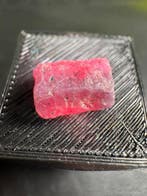 Robijn Ruw- 20 g - (13), Verzamelen, Mineralen en Fossielen