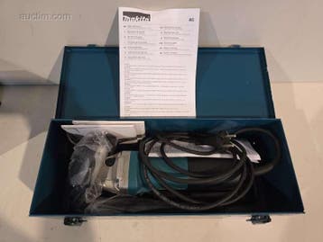 2x Elektrische haakse slijper Makita 9558HNGKD2, Nieuw