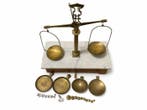 Balans of weegschaal - Hout, Marmer, Metaal, Messing
