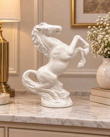 Beeld, wit keramisch steigerend paard - 24 cm - Keramiek