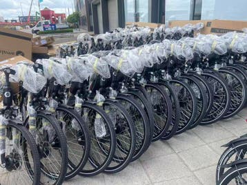 AMSLOD e-bikes, mega partij, faillissement-verkoop, OP = OP, Nieuw, Versnellingen