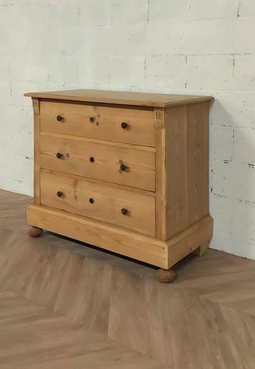 Commode / ladekast voor babykamer – stevig, direct leverbaar
